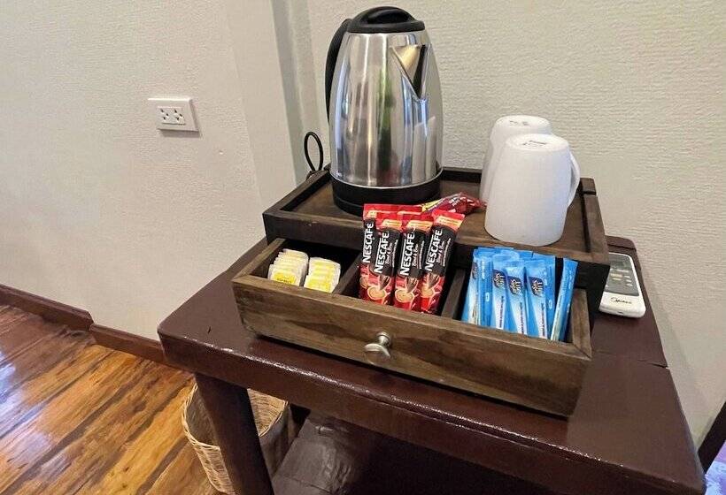 酒店 Vanara Bungalows