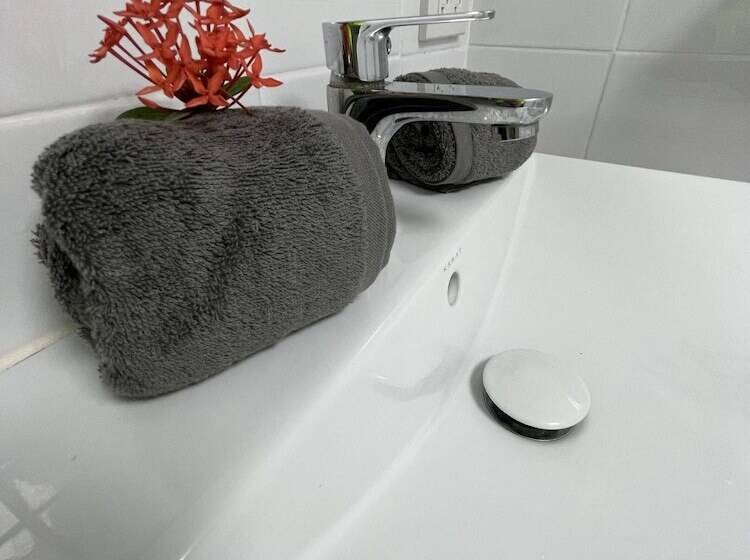 酒店 Vanara Bungalows