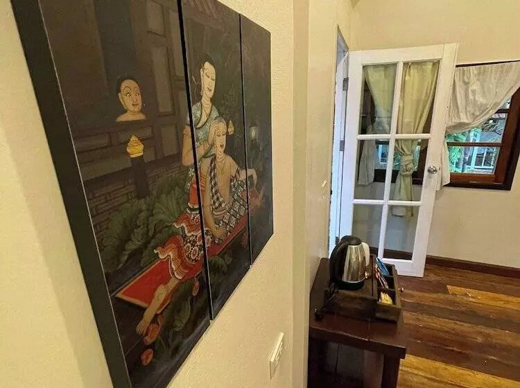 ホテル Vanara Bungalows