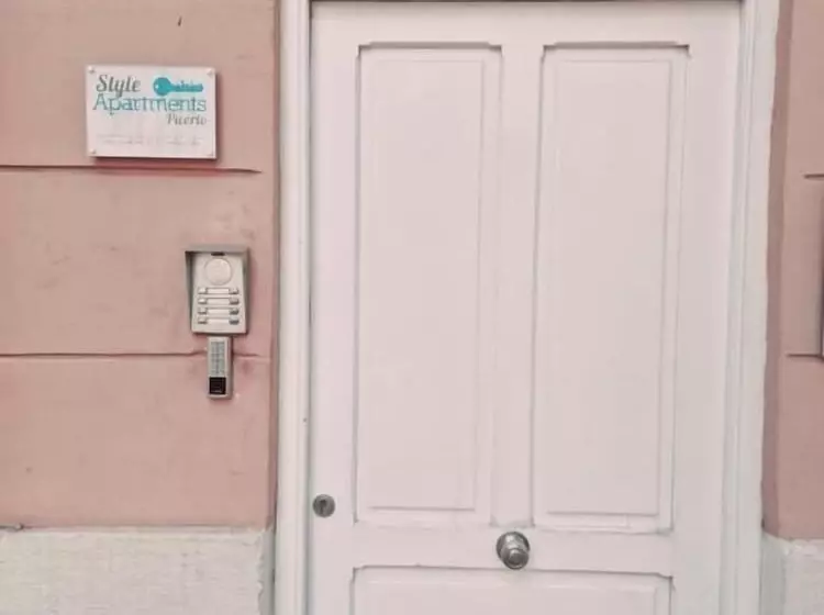 Luxury Apartments Puerto Valencia