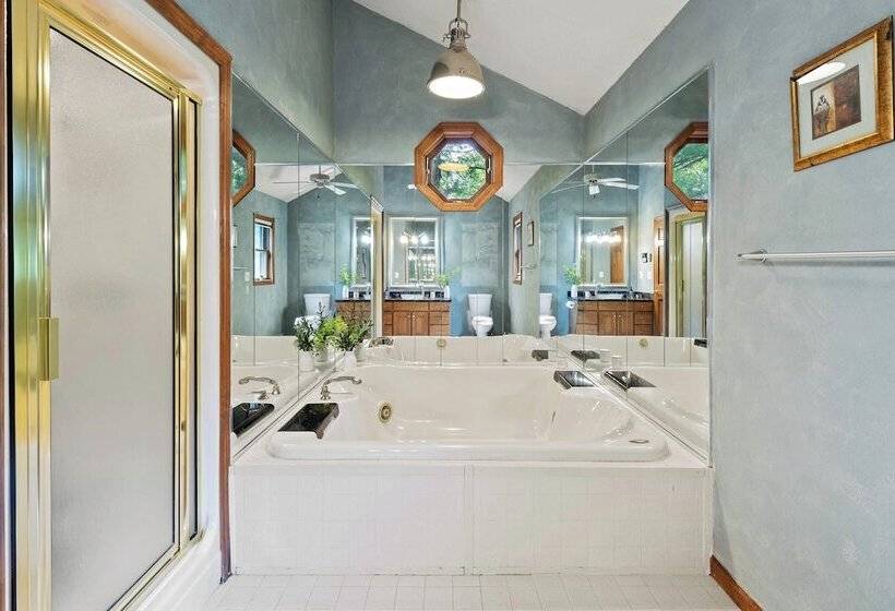 Marina Village By Avantstay Walk To Lake + Marina Balcony + Patio