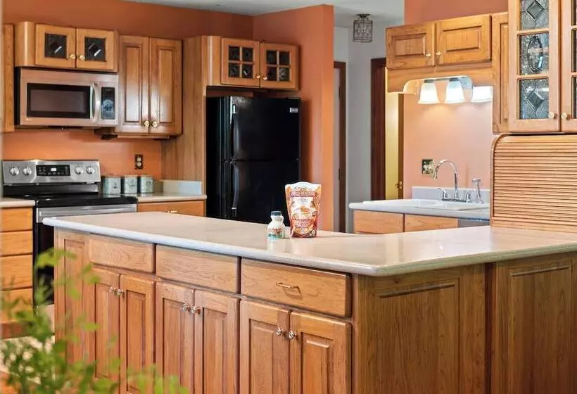 Marina Village By Avantstay Walk To Lake + Marina Balcony + Patio