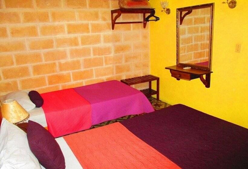 پانسیون Hostal Colonial D+d Cienfuegos