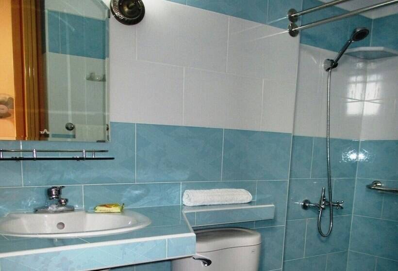 پانسیون Hostal Colonial D+d Cienfuegos