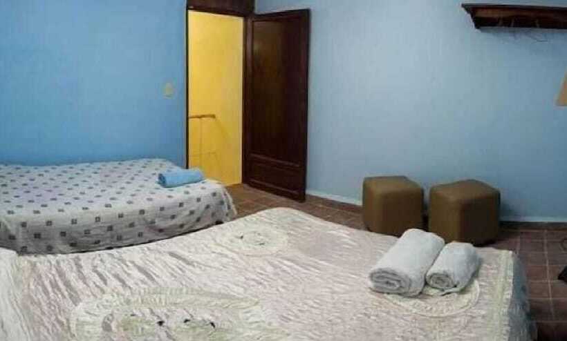 پانسیون Hostal Corazon Del Mundo