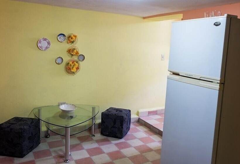 پانسیون Hostal Corazon Del Mundo