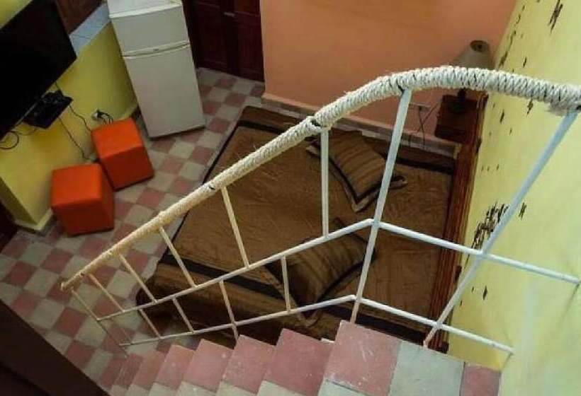 پانسیون Hostal Corazon Del Mundo