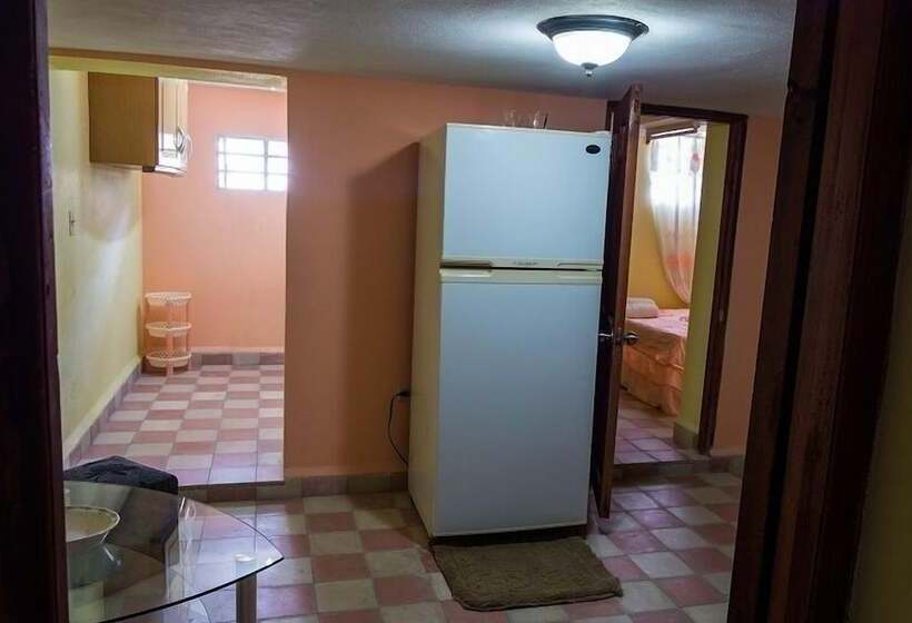 پانسیون Hostal Corazon Del Mundo