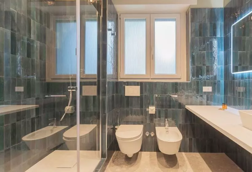 پانسیون Marcello S Como Lake