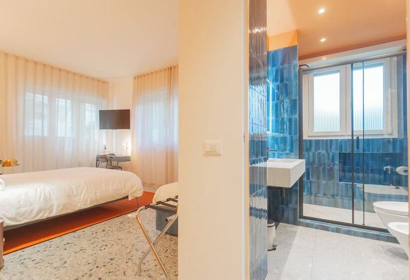 Pension (Hôtel basse catégorie) Marcello S Como Lake