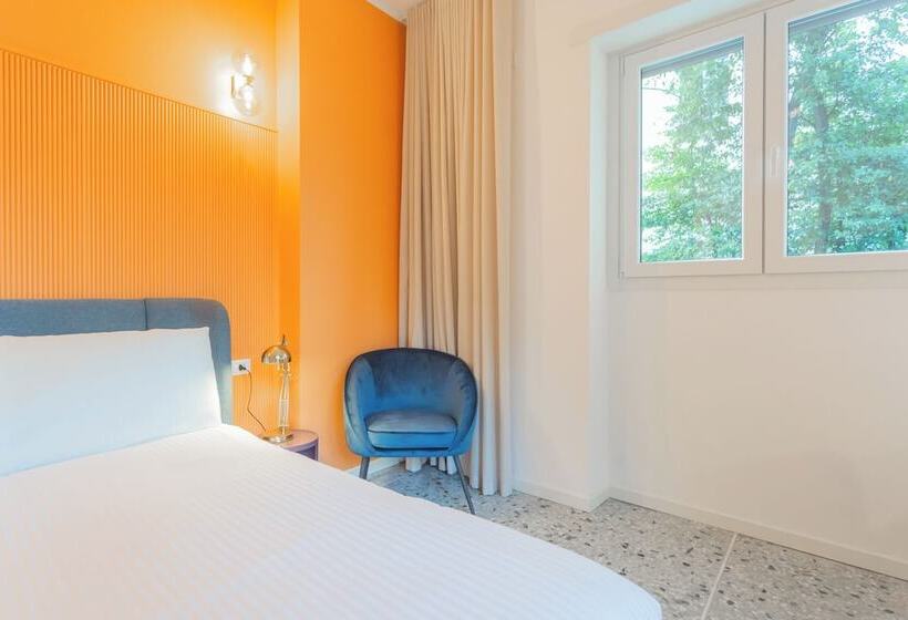 Pension (Hôtel basse catégorie) Marcello S Como Lake