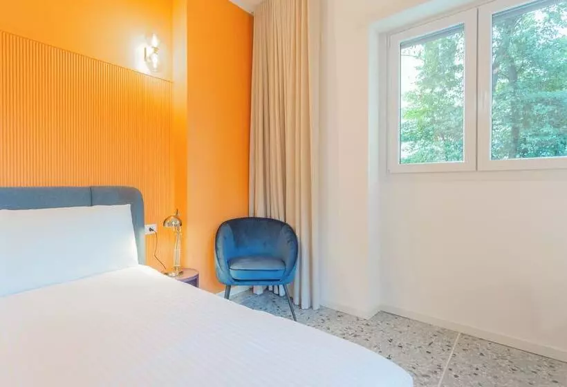 پانسیون Marcello S Como Lake