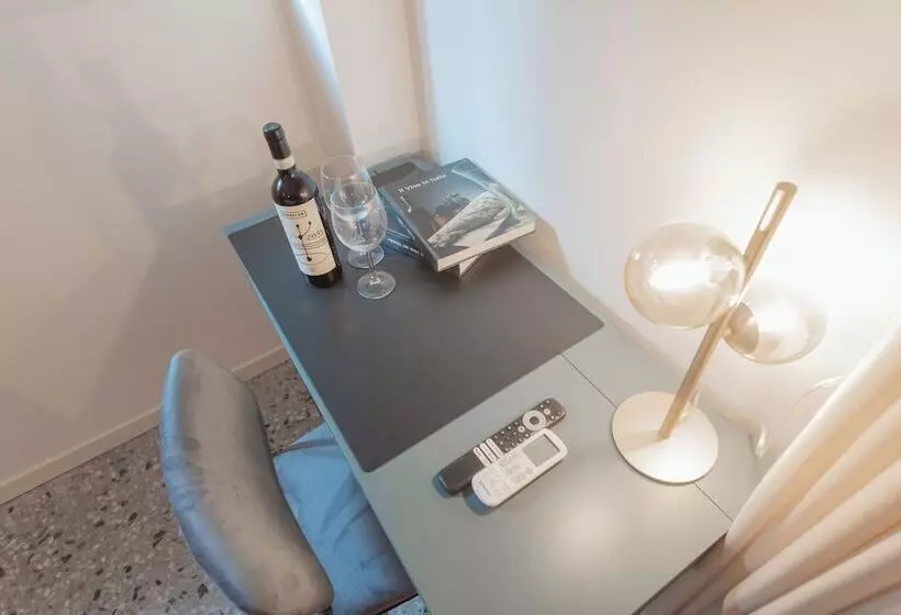 پانسیون Marcello S Como Lake