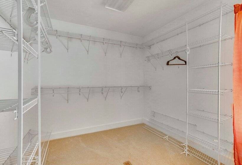 Private Walterboro Estate W/ Deck + Fire Pit!