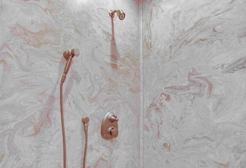 Private Walterboro Estate W/ Deck + Fire Pit!