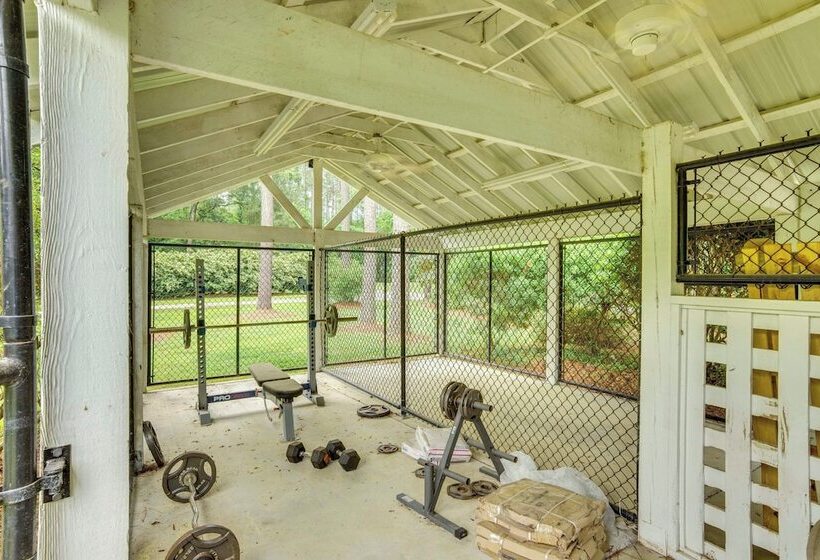 Private Walterboro Estate W/ Deck + Fire Pit!
