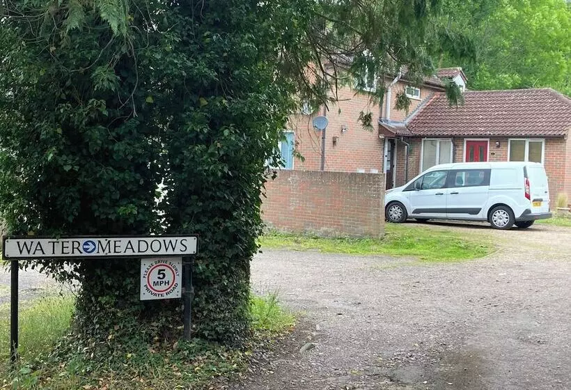 Residenssi Tranquil Retreat In St Albans