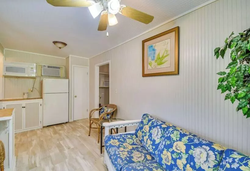 Hike, Fish, Kayak: Fairhope  River Cottage