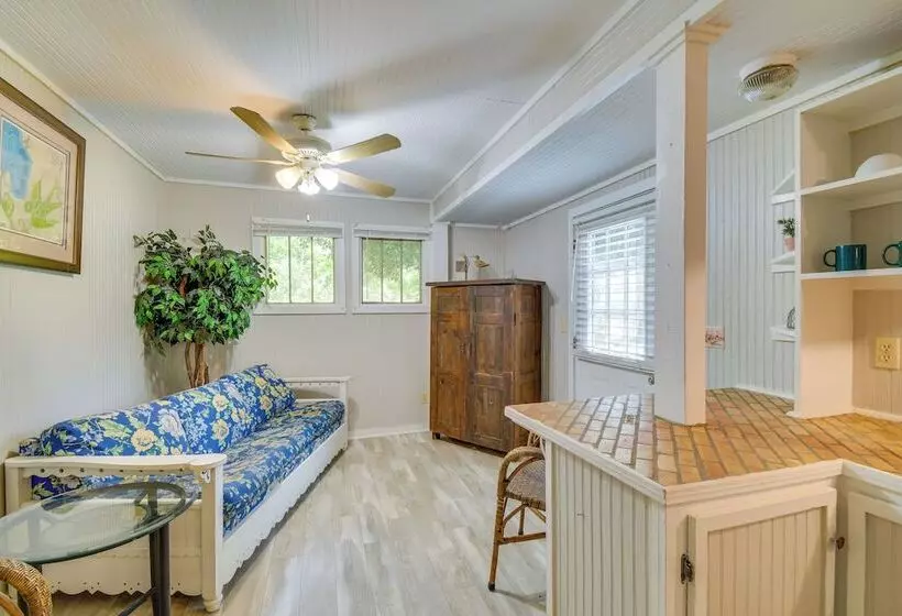 Hike, Fish, Kayak: Fairhope  River Cottage