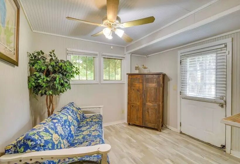 Hike, Fish, Kayak: Fairhope  River Cottage