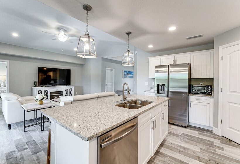 South Gulf Cove Retreat W/ Grill 13 Mi To Beach!