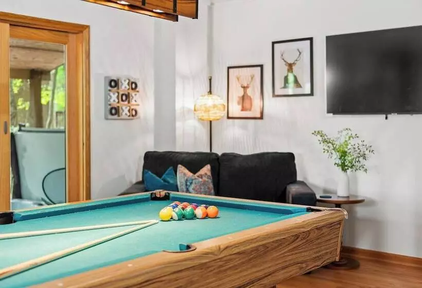 Summit Shores Tranquil Escape Designed For Groups W/ Fire Pit + Game Room