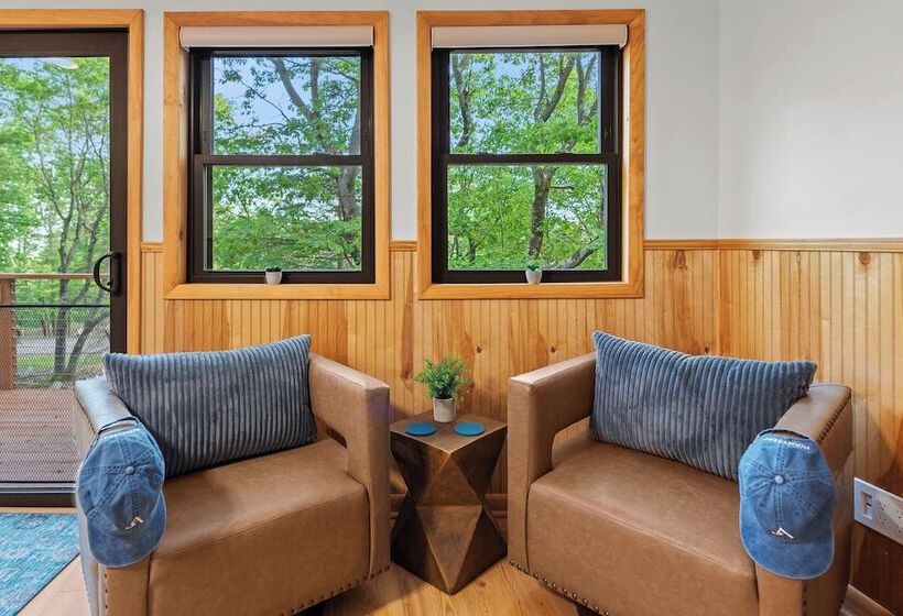 Summit Shores Tranquil Escape Designed For Groups W/ Fire Pit + Game Room