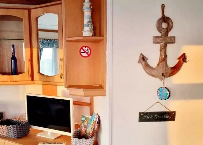 Watergate Lane Hideout