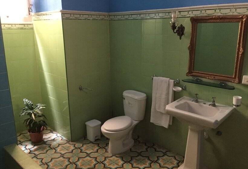 Hostal Colonial Casa De Luca