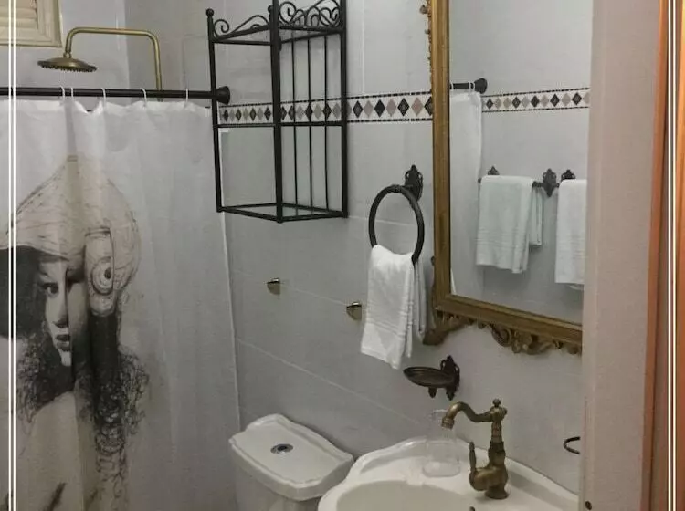 Hostal Colonial Casa De Luca