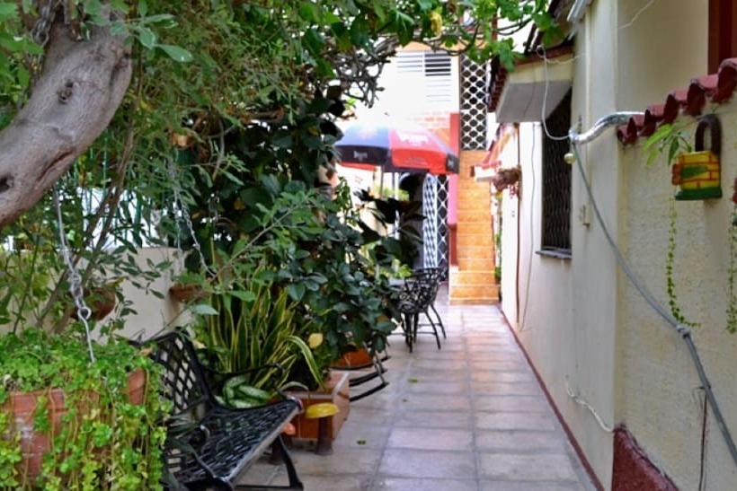 پانسیون Hostal Selfa