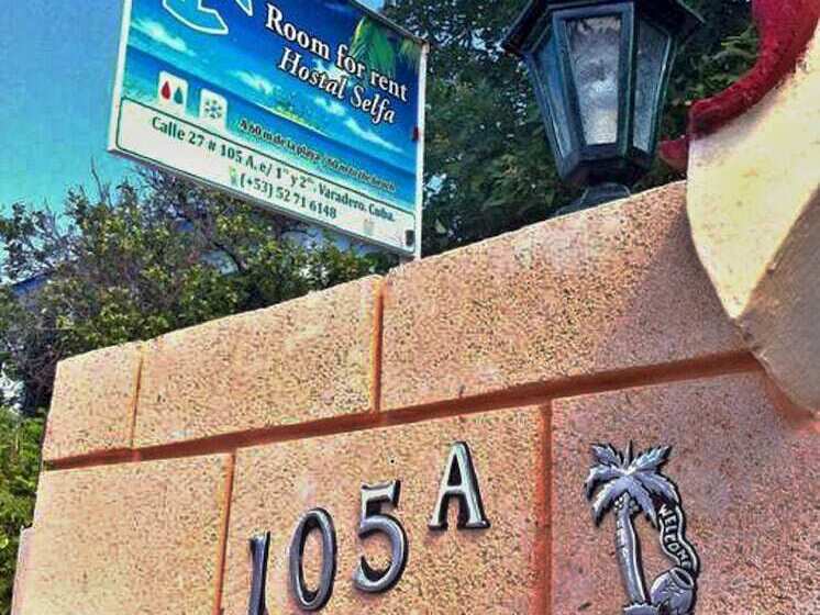 پانسیون Hostal Selfa