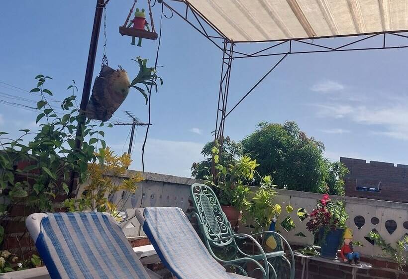 Majatalo Hostal Solaire