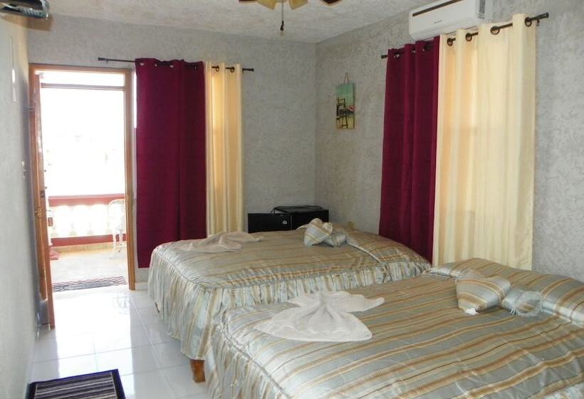 پانسیون Villa Plata Tropical