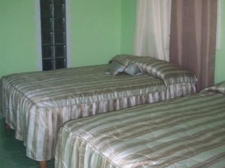 پانسیون Villa Plata Tropical