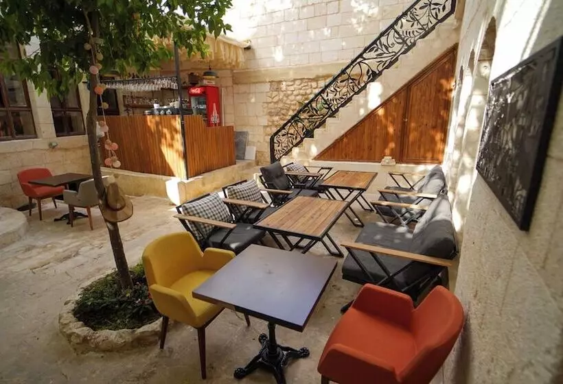 هتل Pin Traveler House