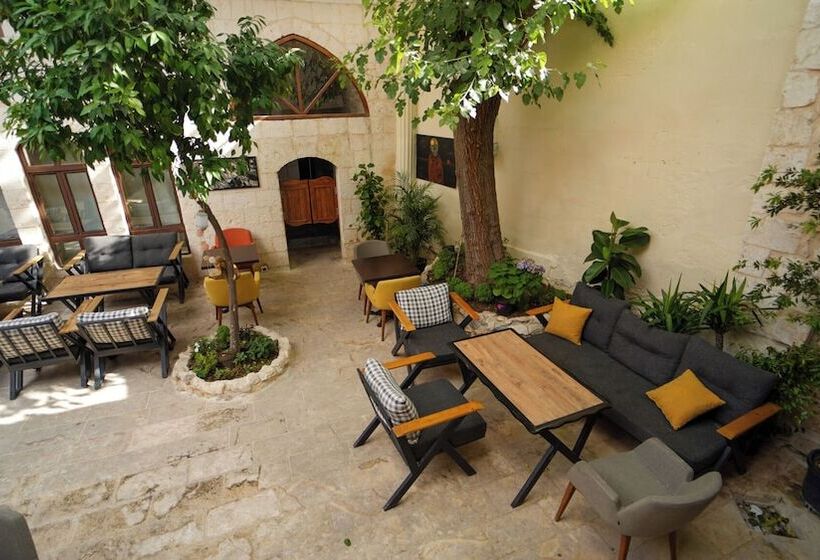 هتل Pin Traveler House