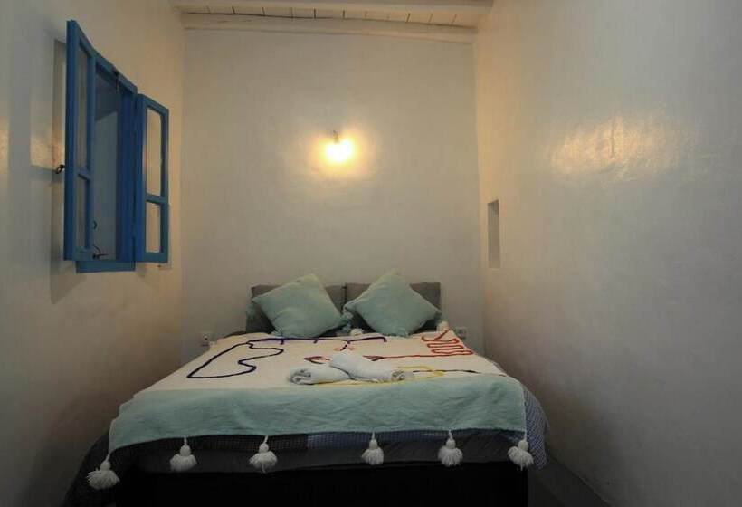 پانسیون Asarag Lodge, Mirlft Centre