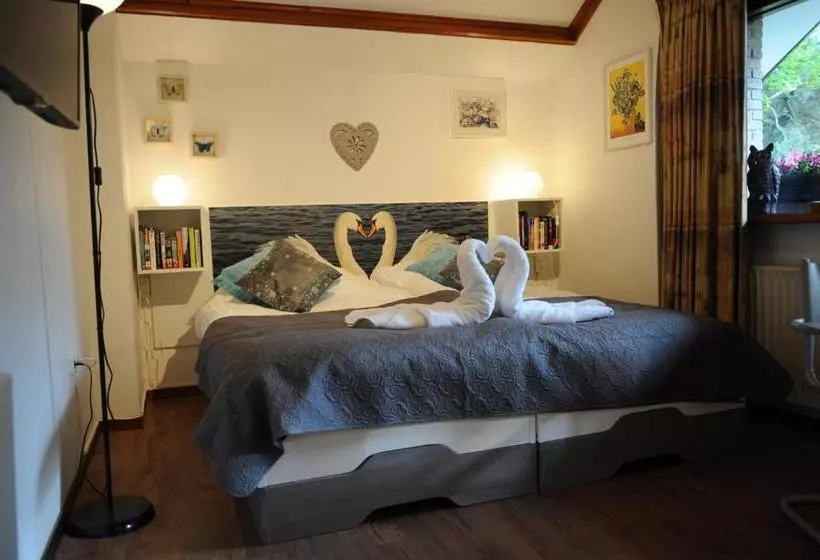 Aamiaismajoitus (B&B) Maupertuus Bennekom