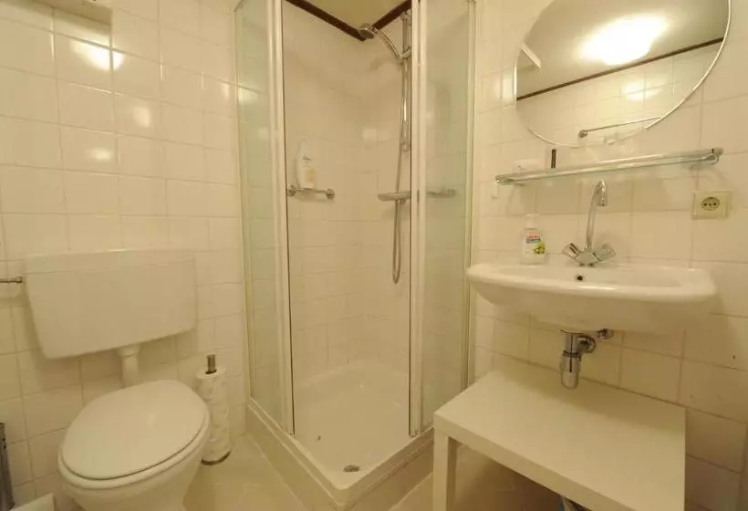 Aamiaismajoitus (B&B) Maupertuus Bennekom