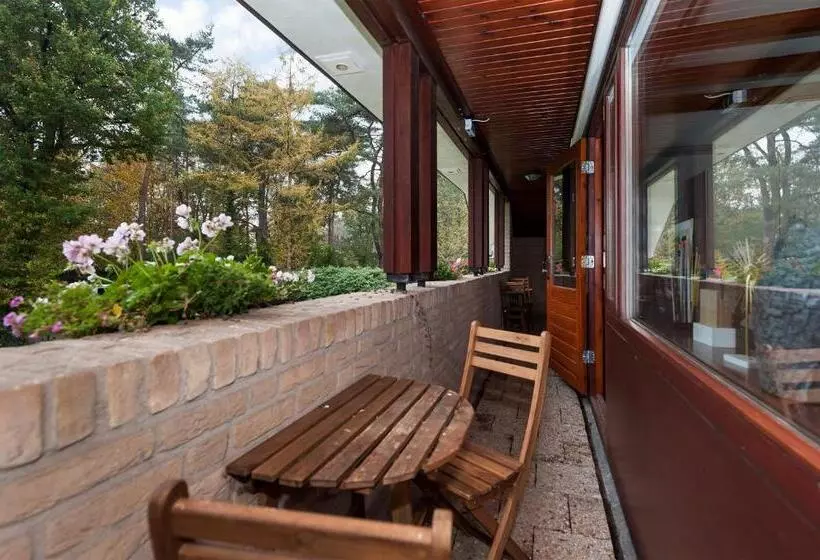 Aamiaismajoitus (B&B) Maupertuus Bennekom