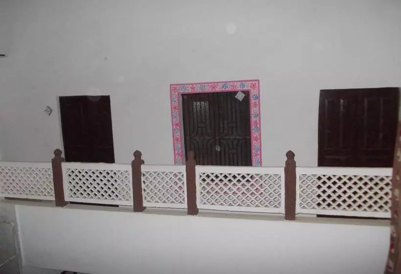 ベッドアンドブレックファースト Raj Mahal Guest House
