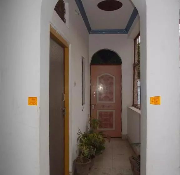 ベッドアンドブレックファースト Raj Mahal Guest House
