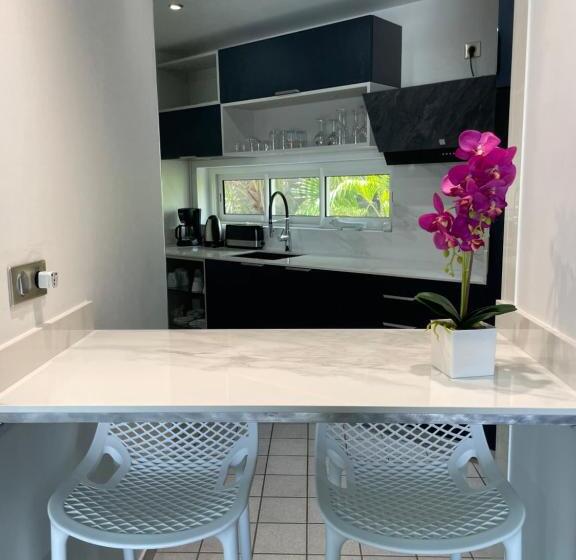 تختخواب و صبحانه Résidence Adam Et Eve