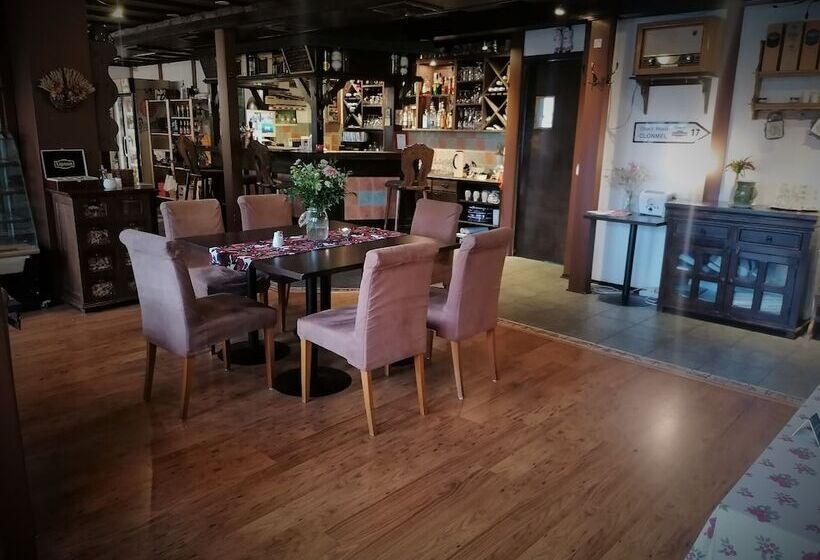 Cronin S Guesthouse Bed & Breakfast