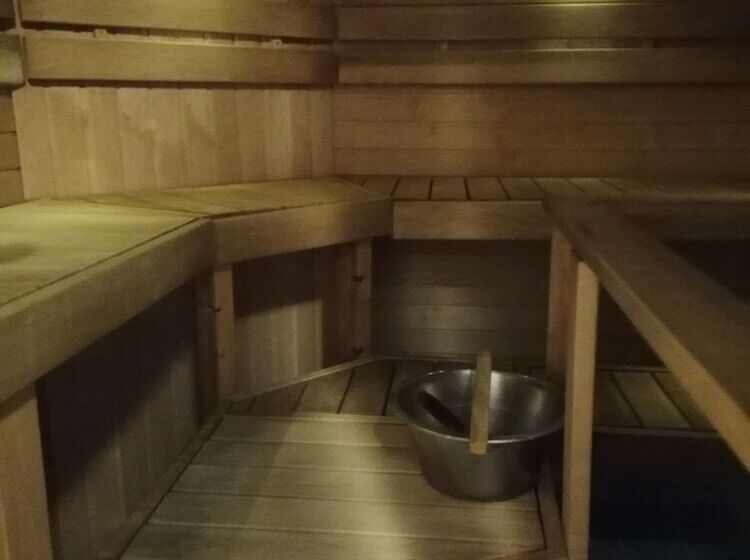 Cronin S Guesthouse Bed & Breakfast