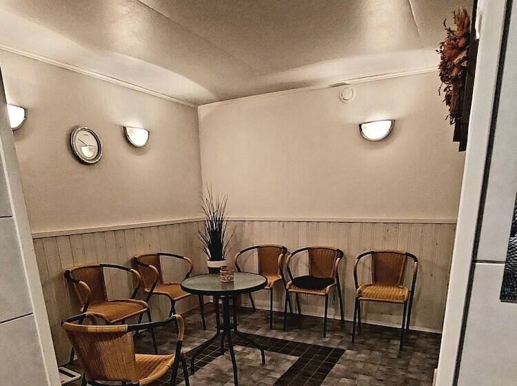 Cronin S Guesthouse Bed & Breakfast