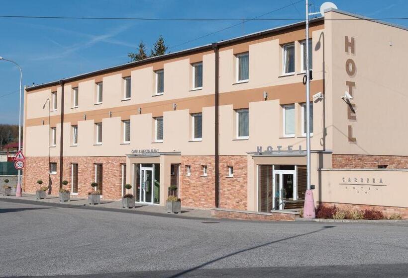 فندق Carrera