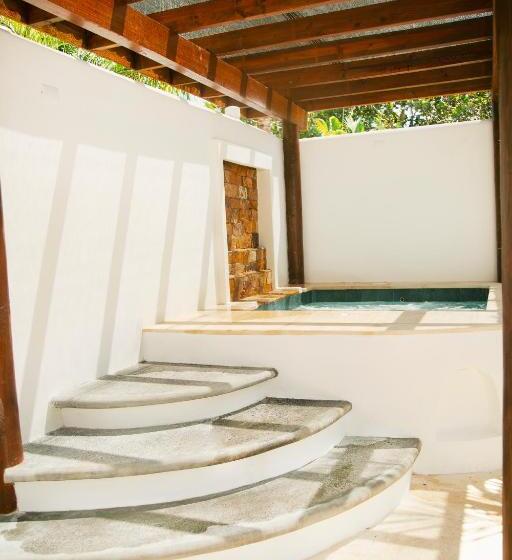 هتل Dos Mundos Pacific Resort