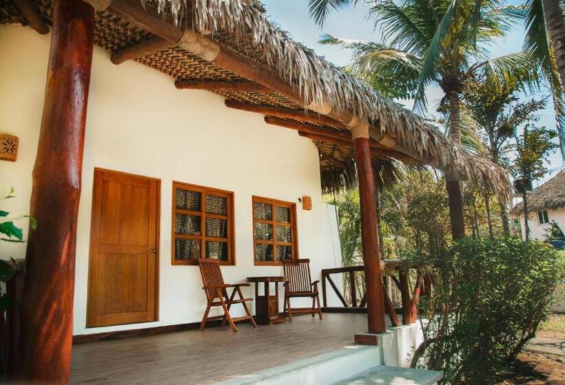 هتل Dos Mundos Pacific Resort